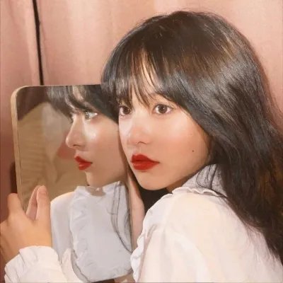 女恶魔人海报